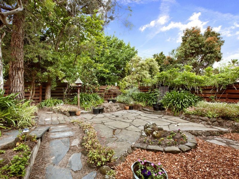 64 Wattle Valley Road, Canterbury VIC 3126