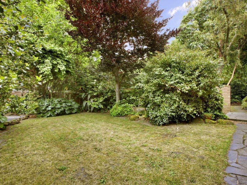 64 Wattle Valley Road, Canterbury VIC 3126