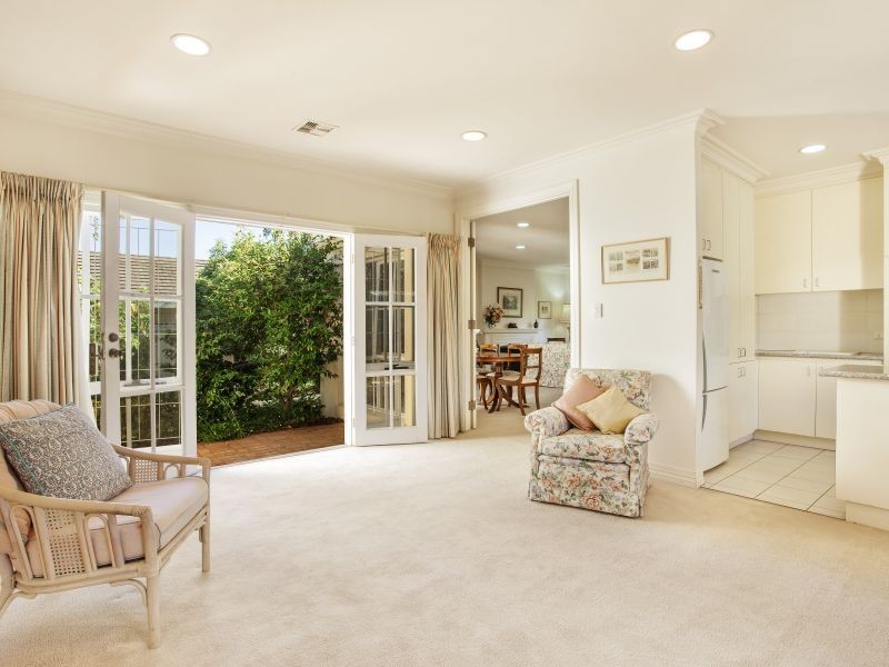 1/33 Iris Road, Glen Iris VIC 3146