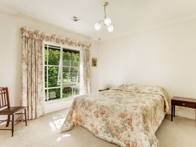 1/33 Iris Road, Glen Iris VIC 3146
