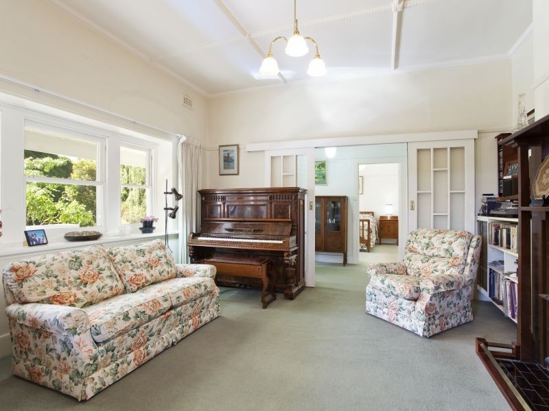 2 Westbourne Grove, Camberwell VIC 3124