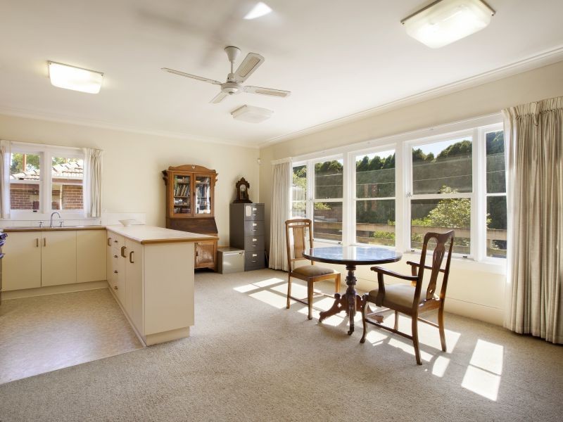 2 Westbourne Grove, Camberwell VIC 3124