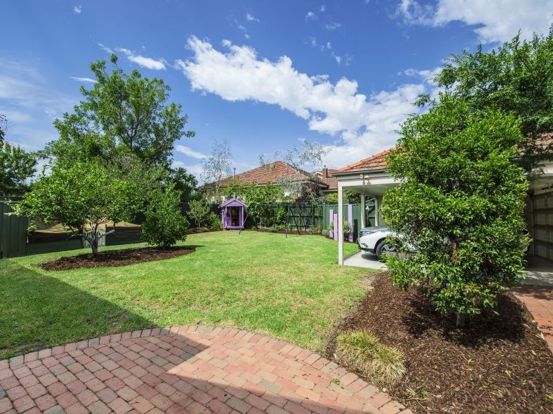 6 Adrian Street, Glen Iris VIC 3146