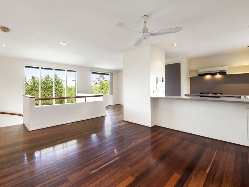 15 Peace Street, Glen Iris VIC 3146