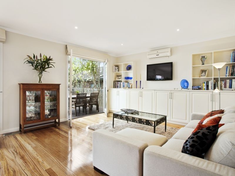 135 Through Road, Camberwell VIC 3124