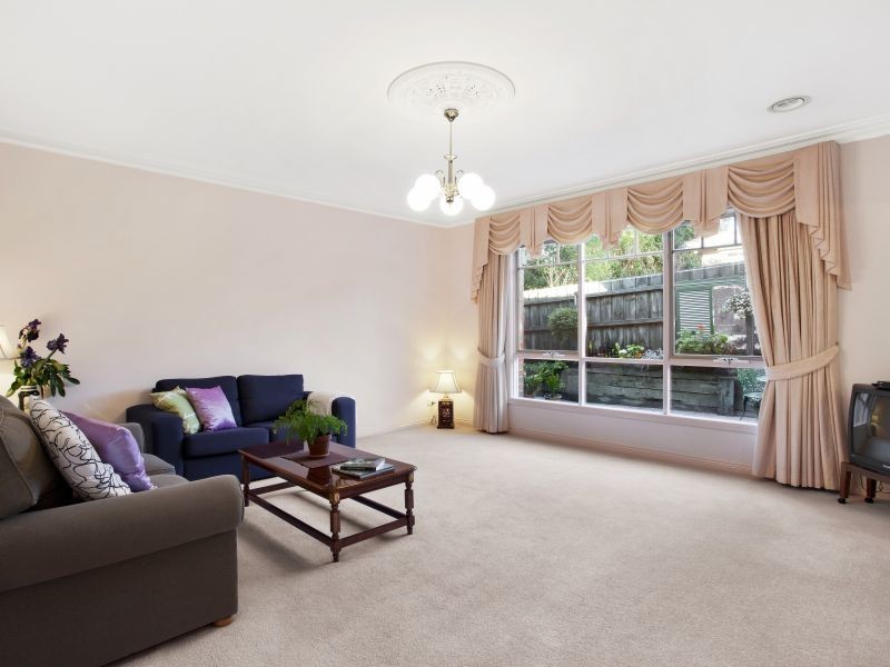 4/12 Van Ness Avenue, Glen Iris VIC 3146