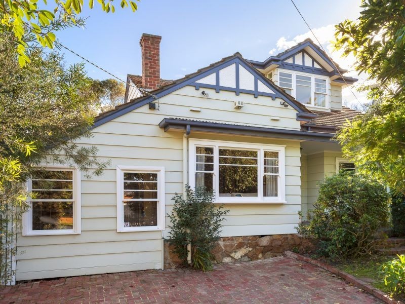 22 Orange Grove, Camberwell VIC 3124