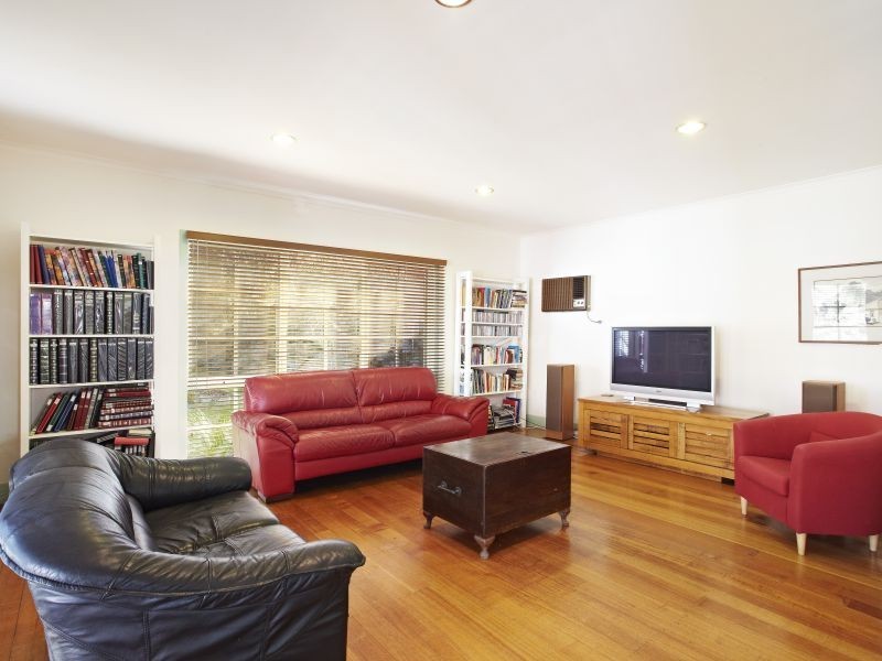 22 Orange Grove, Camberwell VIC 3124