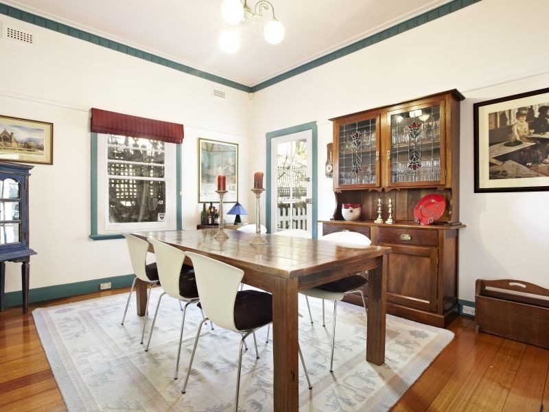 22 Orange Grove, Camberwell VIC 3124