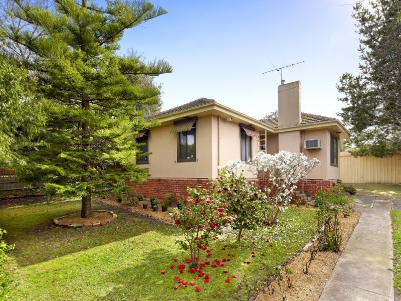 12 Puerta Street, Burwood VIC 3125