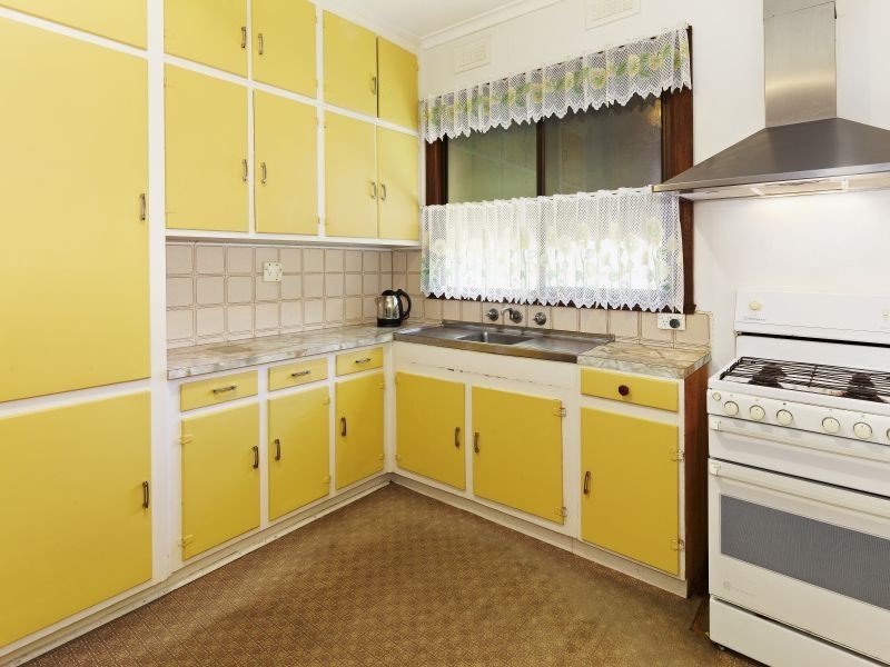 12 Puerta Street, Burwood VIC 3125