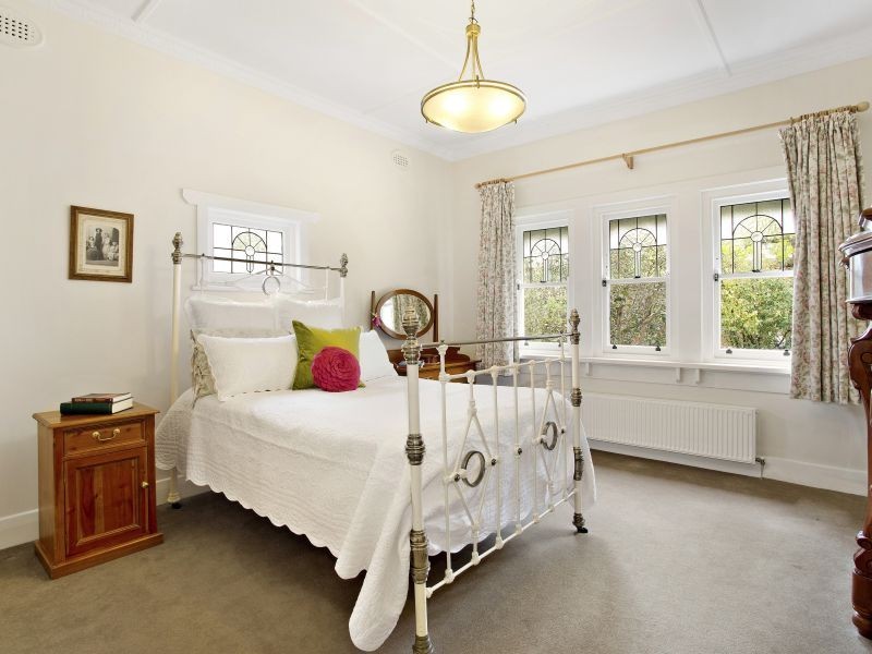 20 Faircroft Avenue, Glen Iris VIC 3146