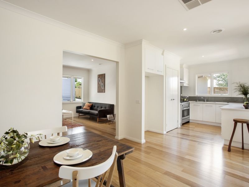 15A Scott Grove, Burwood VIC 3125