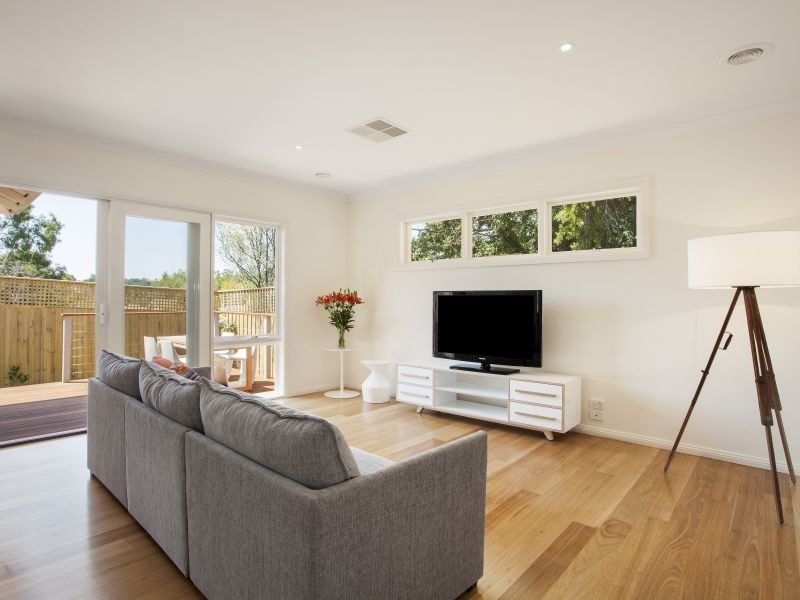 15A Scott Grove, Burwood VIC 3125