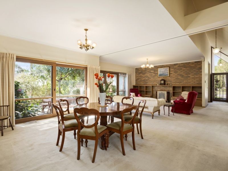 26 Yeovil Road, Glen Iris VIC 3146