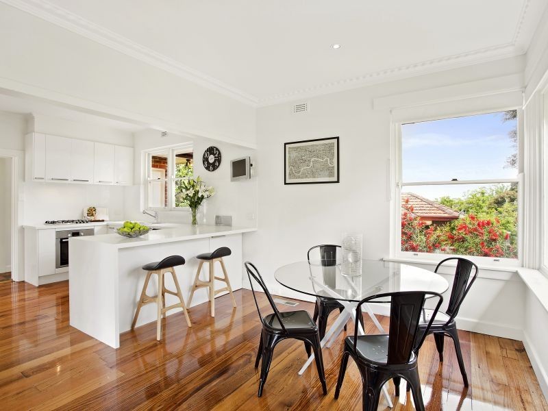 22 Barnes Avenue, Burwood VIC 3125