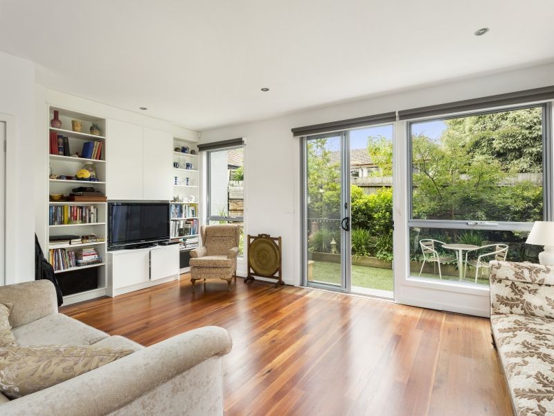 8/6 Park Road, Surrey Hills VIC 3127