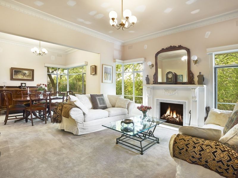 60 Relowe Crescent, Mont Albert North VIC 3129