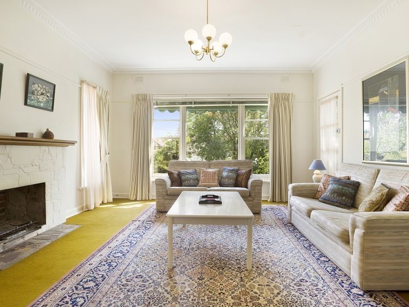 26 Fakenham Road, Ashburton VIC 3147