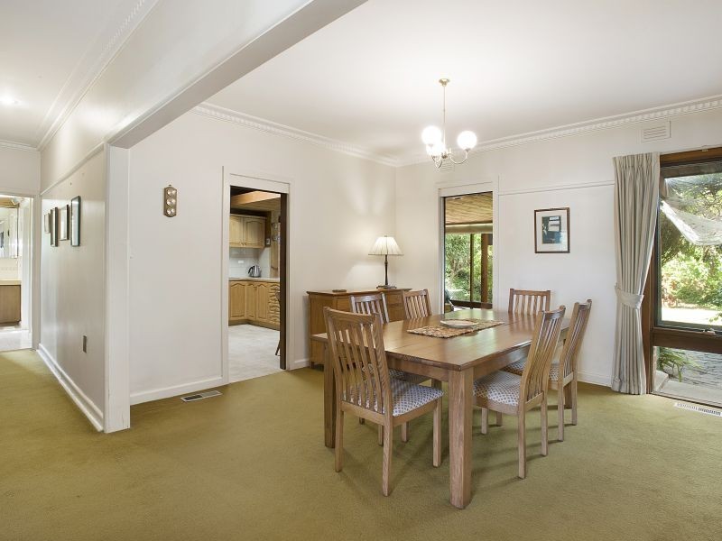 26 Fakenham Road, Ashburton VIC 3147