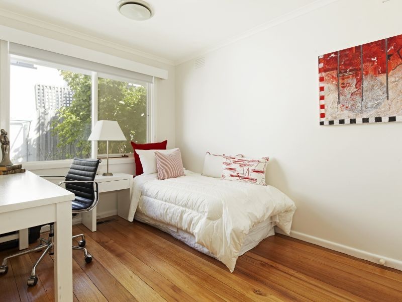 2/151 Summerhill Road, Glen Iris VIC 3146