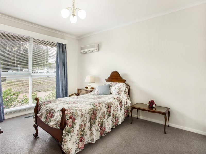 8/397 Warrigal Road, Burwood VIC 3125