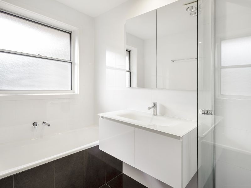 2/1 Scott Grove, Burwood VIC 3125