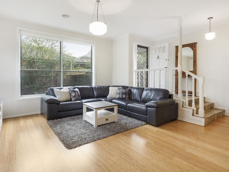 2/1 Scott Grove, Burwood VIC 3125