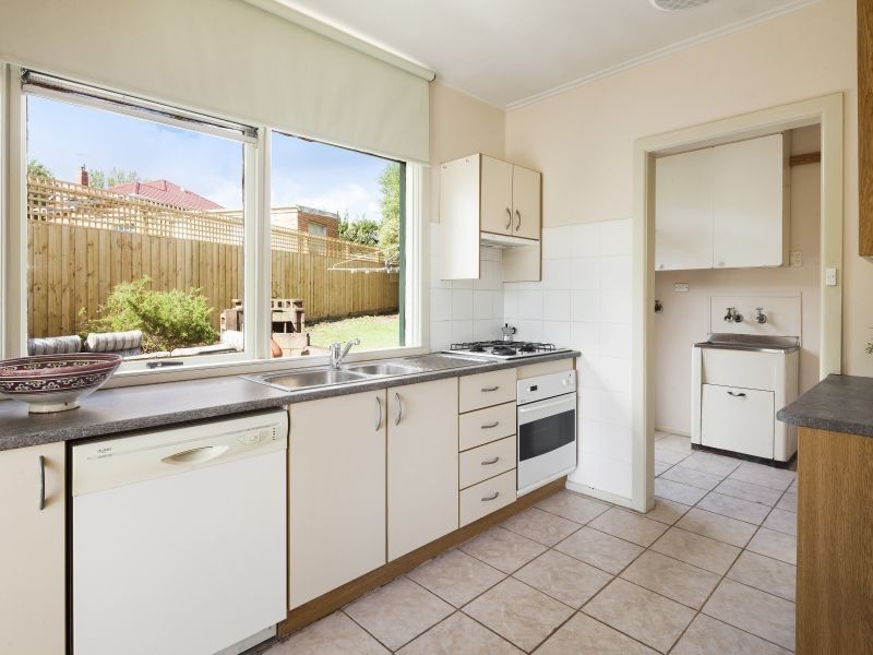 1 Rees Street, Burwood VIC 3125