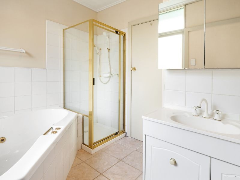 1 Rees Street, Burwood VIC 3125