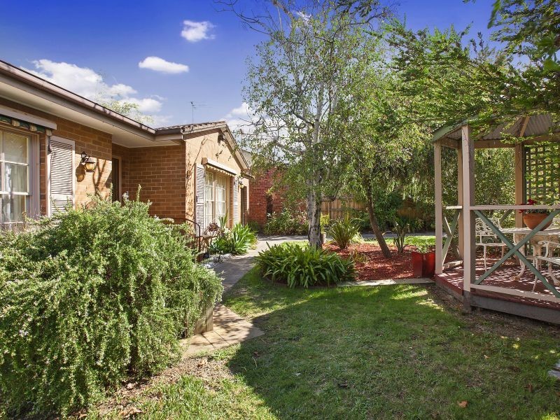 1/42 Range Street, Camberwell VIC 3124