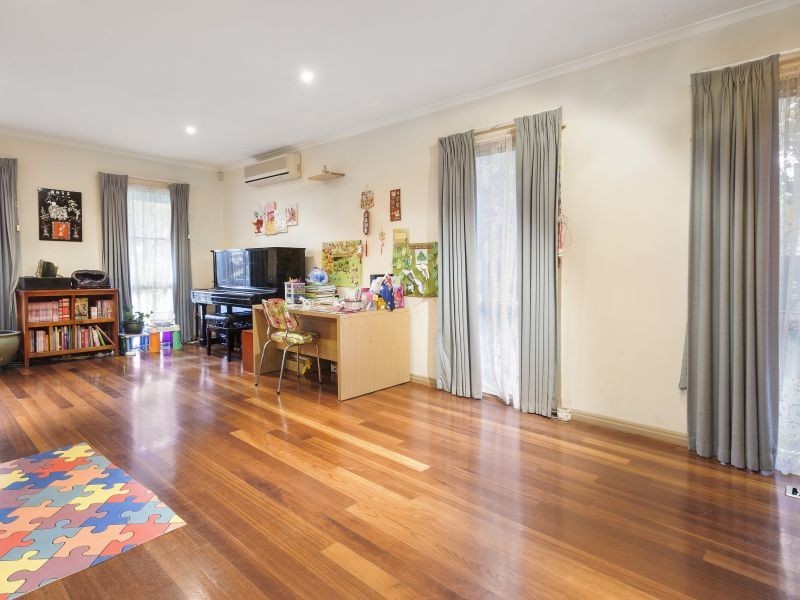51 Meldan Street, Burwood VIC 3125