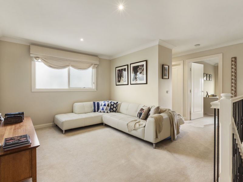 9 Emmy Court, Burwood VIC 3125