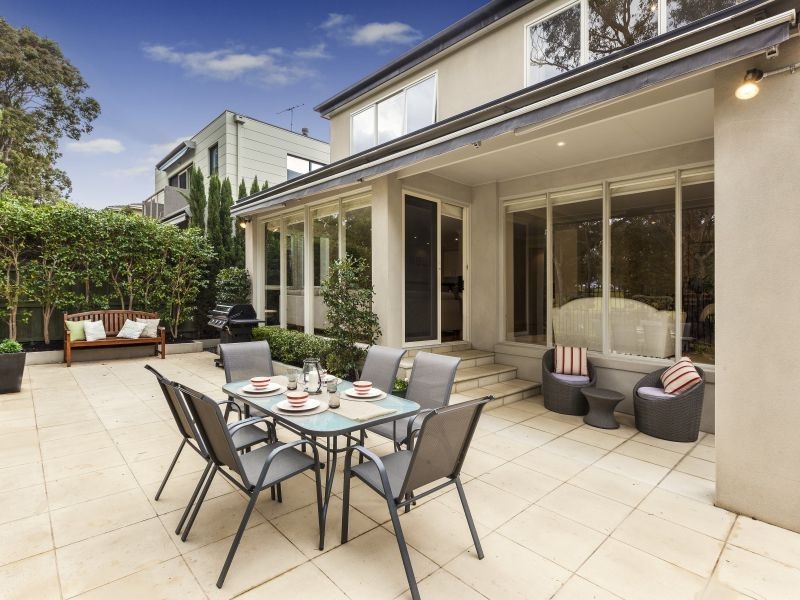 9 Emmy Court, Burwood VIC 3125
