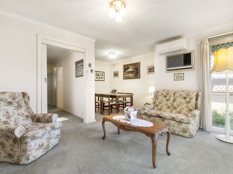 2/14 Wattle Valley Road, Canterbury VIC 3126