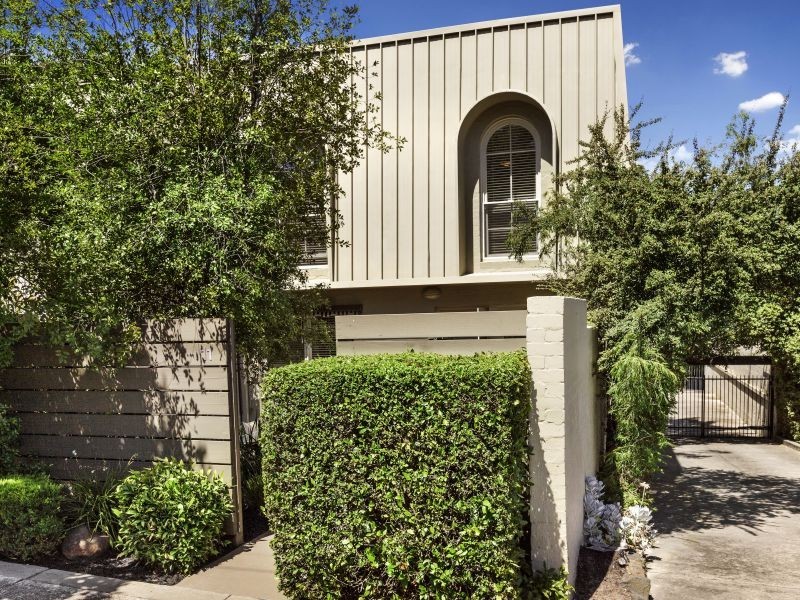 11/44 High Street South, Kew VIC 3101