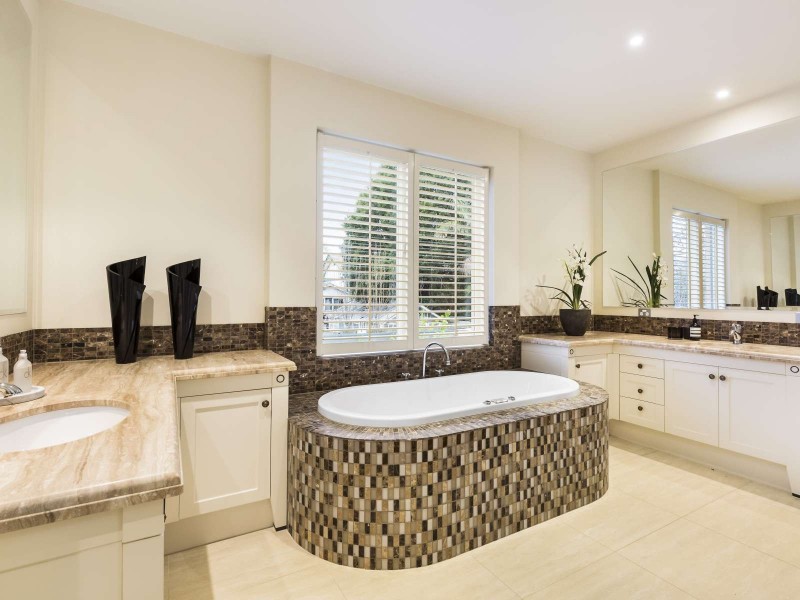 19 Currajong Avenue, Camberwell VIC 3124