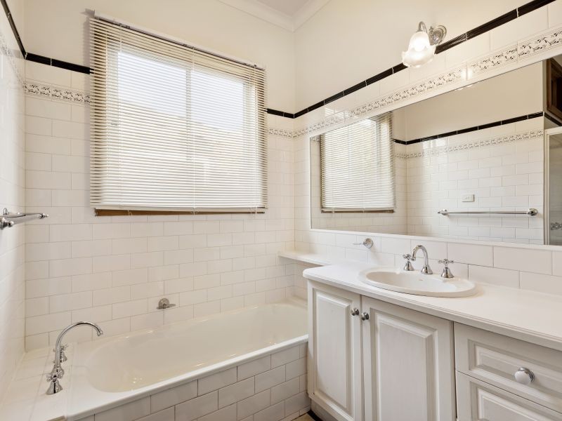 12 Harts Parade, Hawthorn East VIC 3123