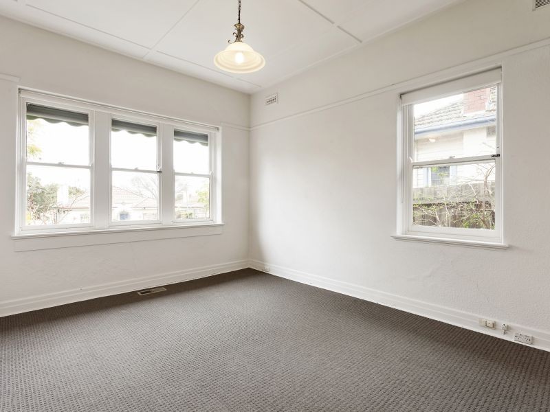 33 Grandview Avenue, Glen Iris VIC 3146