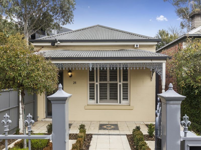 28 Avenue Road, Camberwell VIC 3124