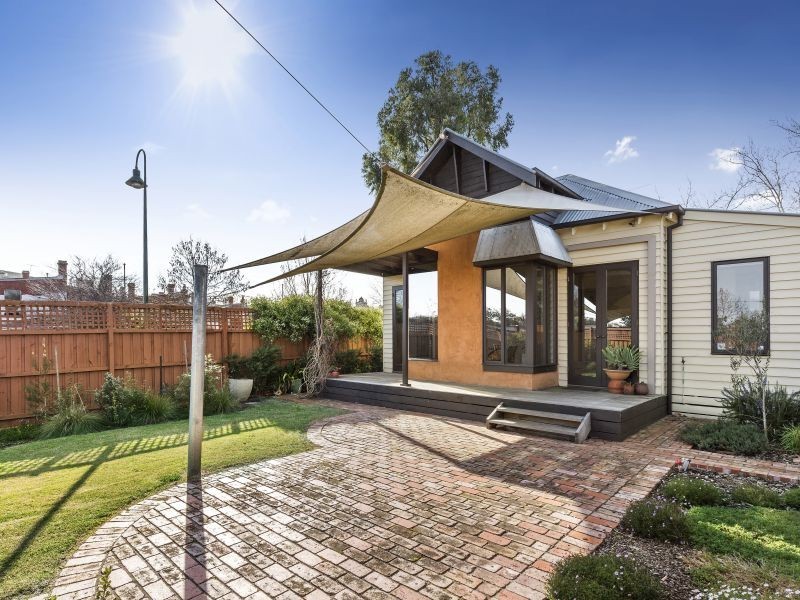 1 Bryson Street, Canterbury VIC 3126
