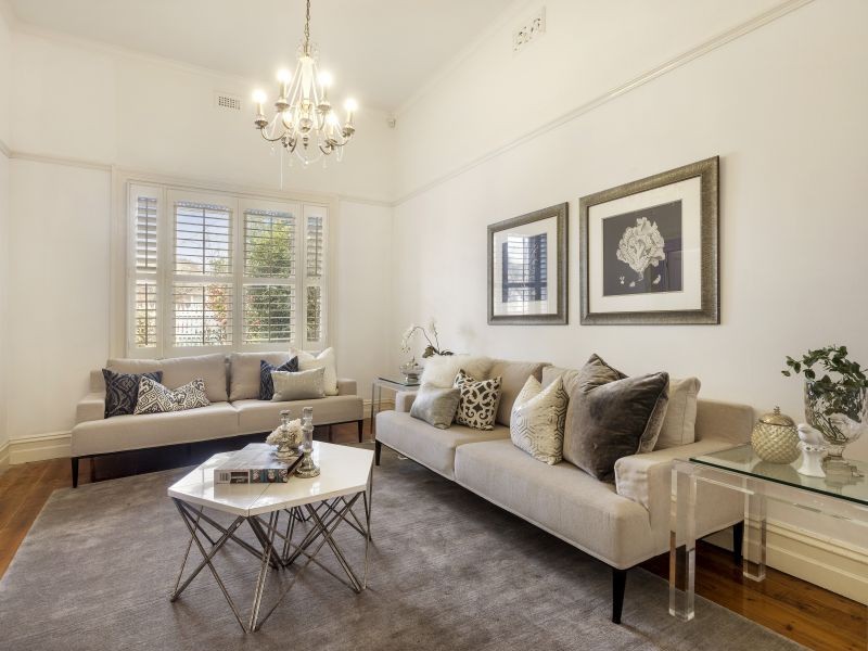 4 Seymour Grove, Camberwell VIC 3124