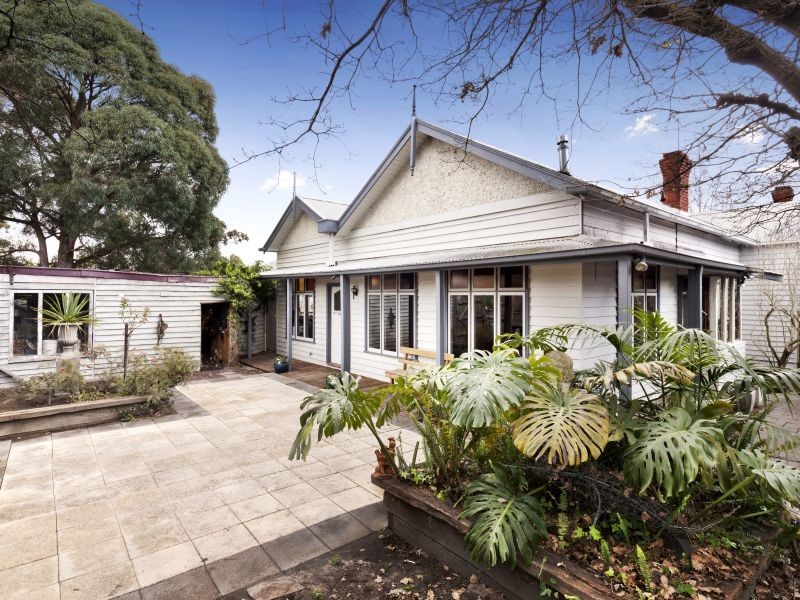 98 Highfield Road, Canterbury VIC 3126