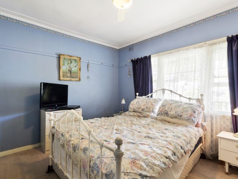 11 Webb Street, Burwood VIC 3125