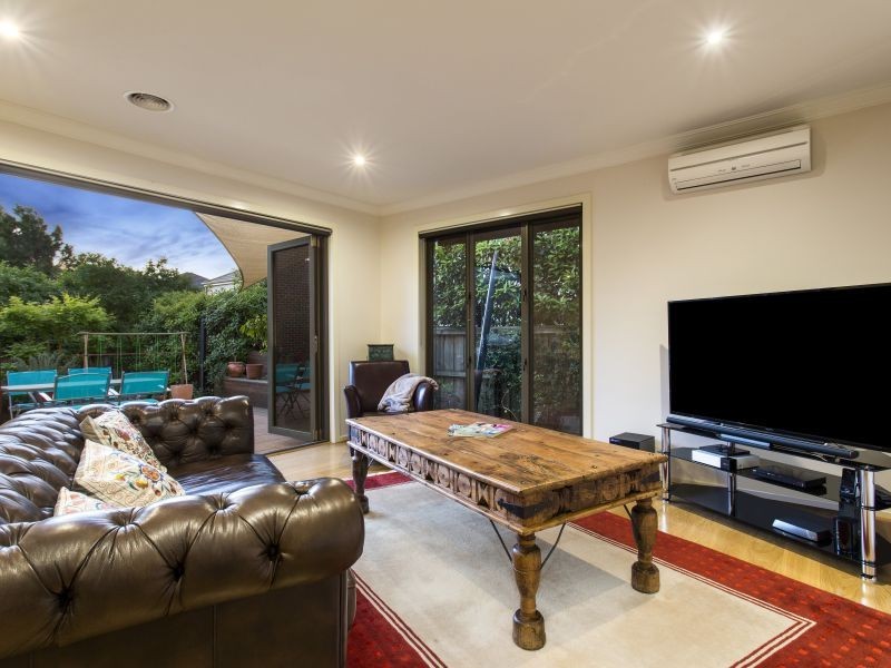 4 Bentham Court, Burwood VIC 3125