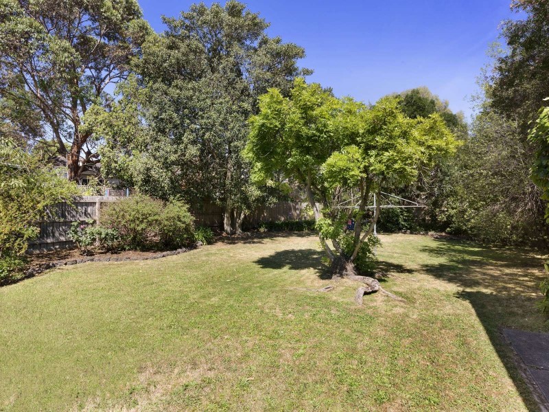 2 Collins Court, Balwyn VIC 3103