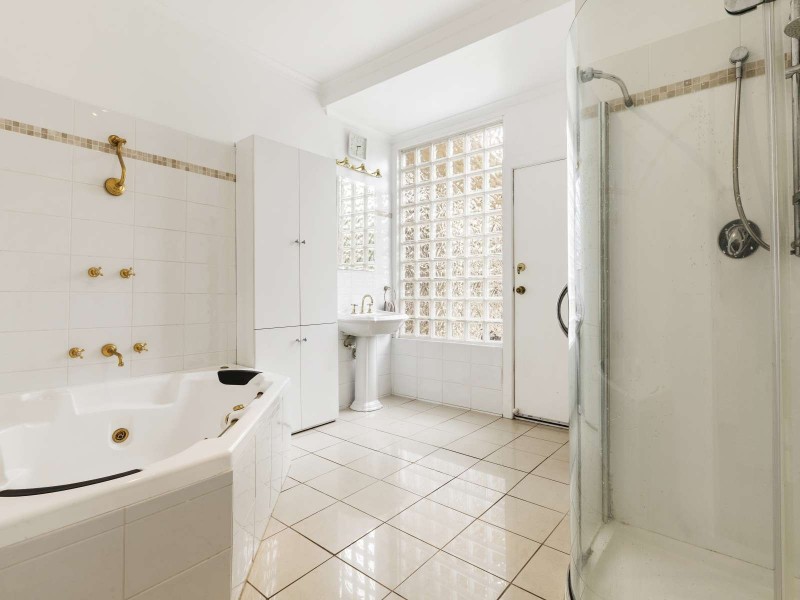 3 Sinclair Avenue, Glen Iris VIC 3146