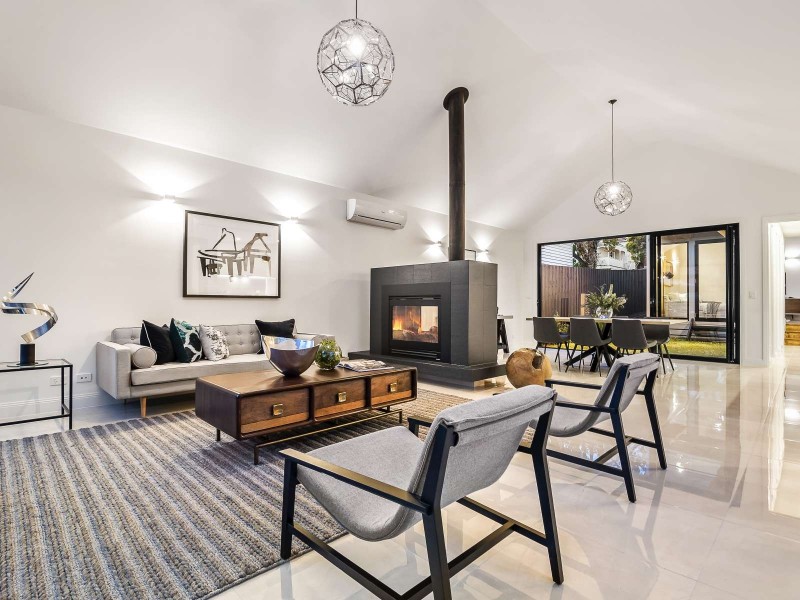 42 Warburton Road, Canterbury VIC 3126