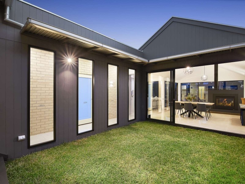 42 Warburton Road, Canterbury VIC 3126