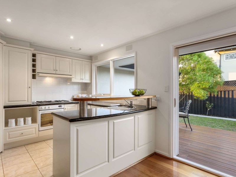 110 Rowell Avenue, Camberwell VIC 3124